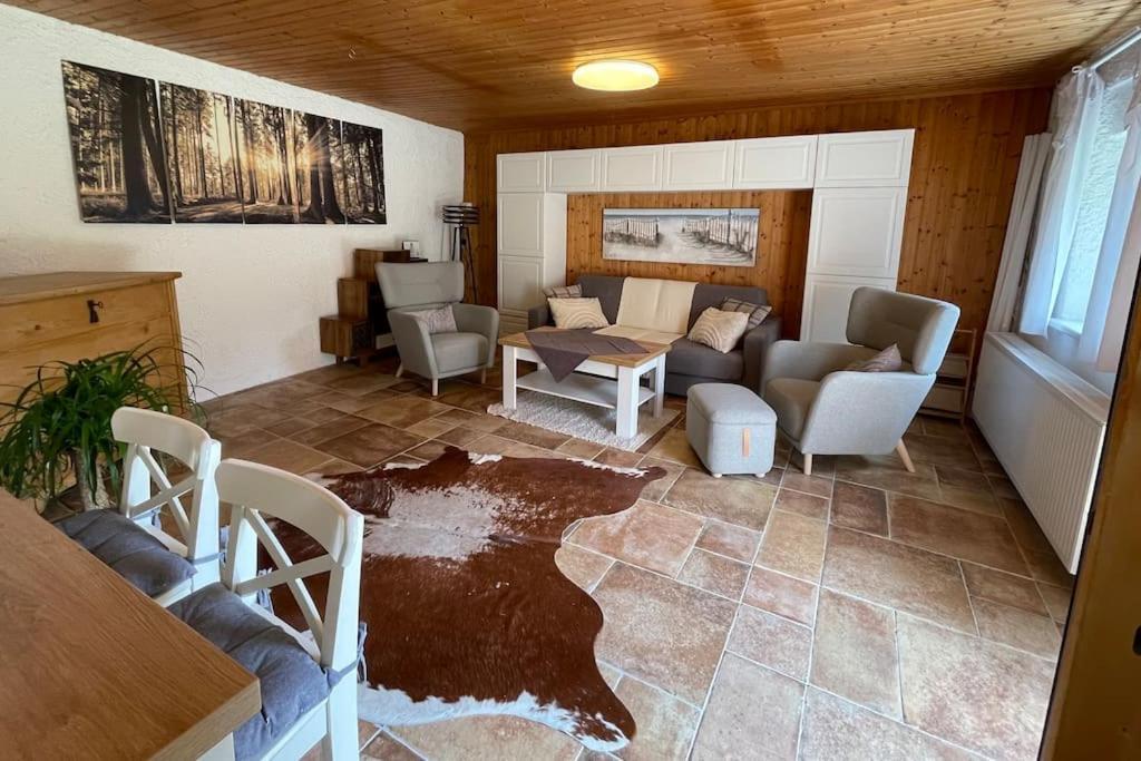 Charmantes Cottage Appartement Pöttelsdorf エクステリア 写真